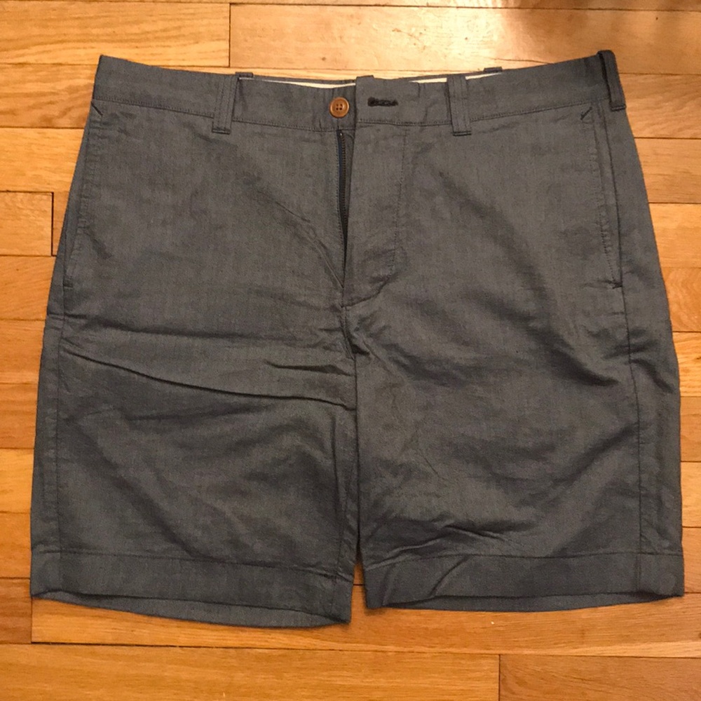 JCrew Sunwashed Oxford Shorts 9”inseam 34 waist